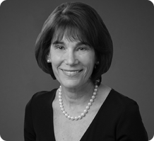 Portrait of Laura Weiss, Corporate Counsel of USIS